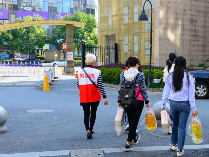 義工活動(dòng)-社區(qū)義工-13.jpg 義工活動(dòng)-社區(qū)義工-13.jpg