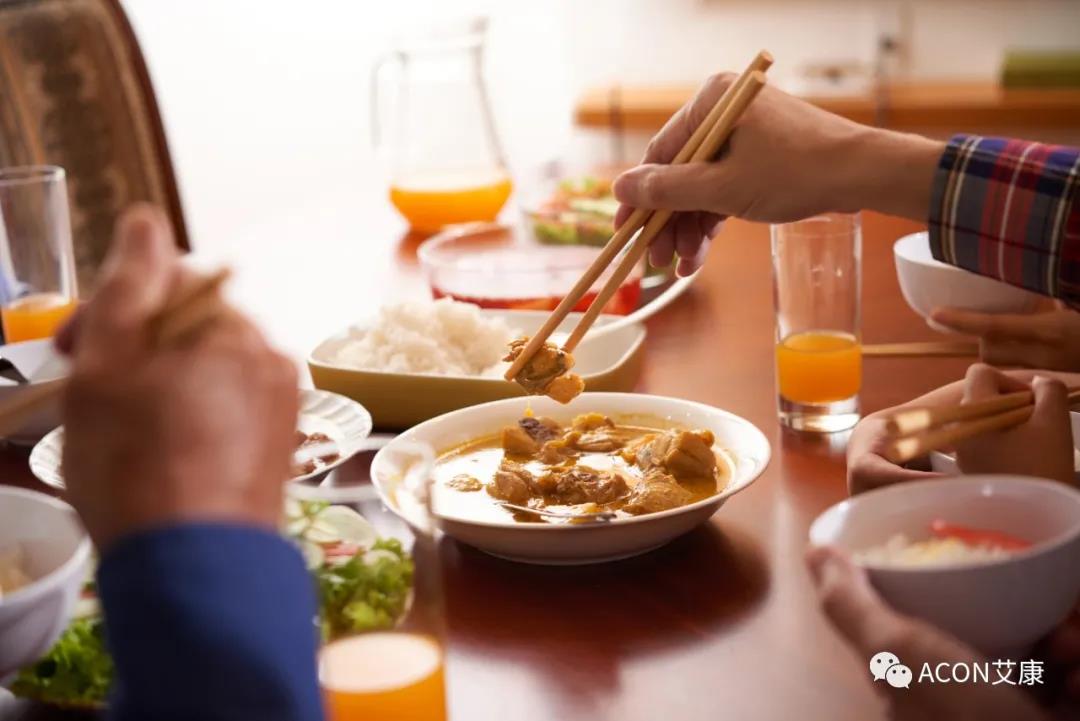 因?yàn)楹鲆暽眢w出現(xiàn)的這些變化，他們最后被確診結(jié)腸癌