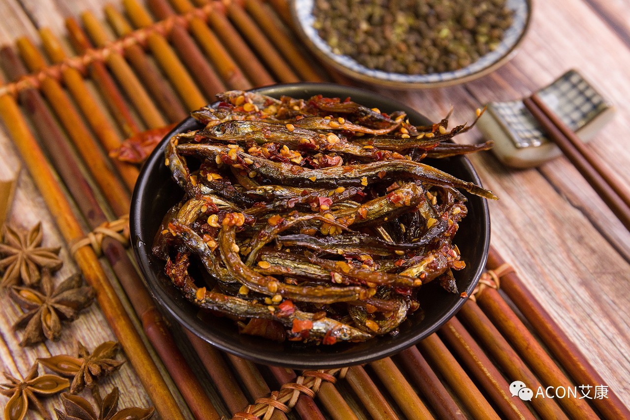 醫(yī)生總結(jié)了3位年輕胃癌患者的病例：30歲不到的他們到底干啥了？